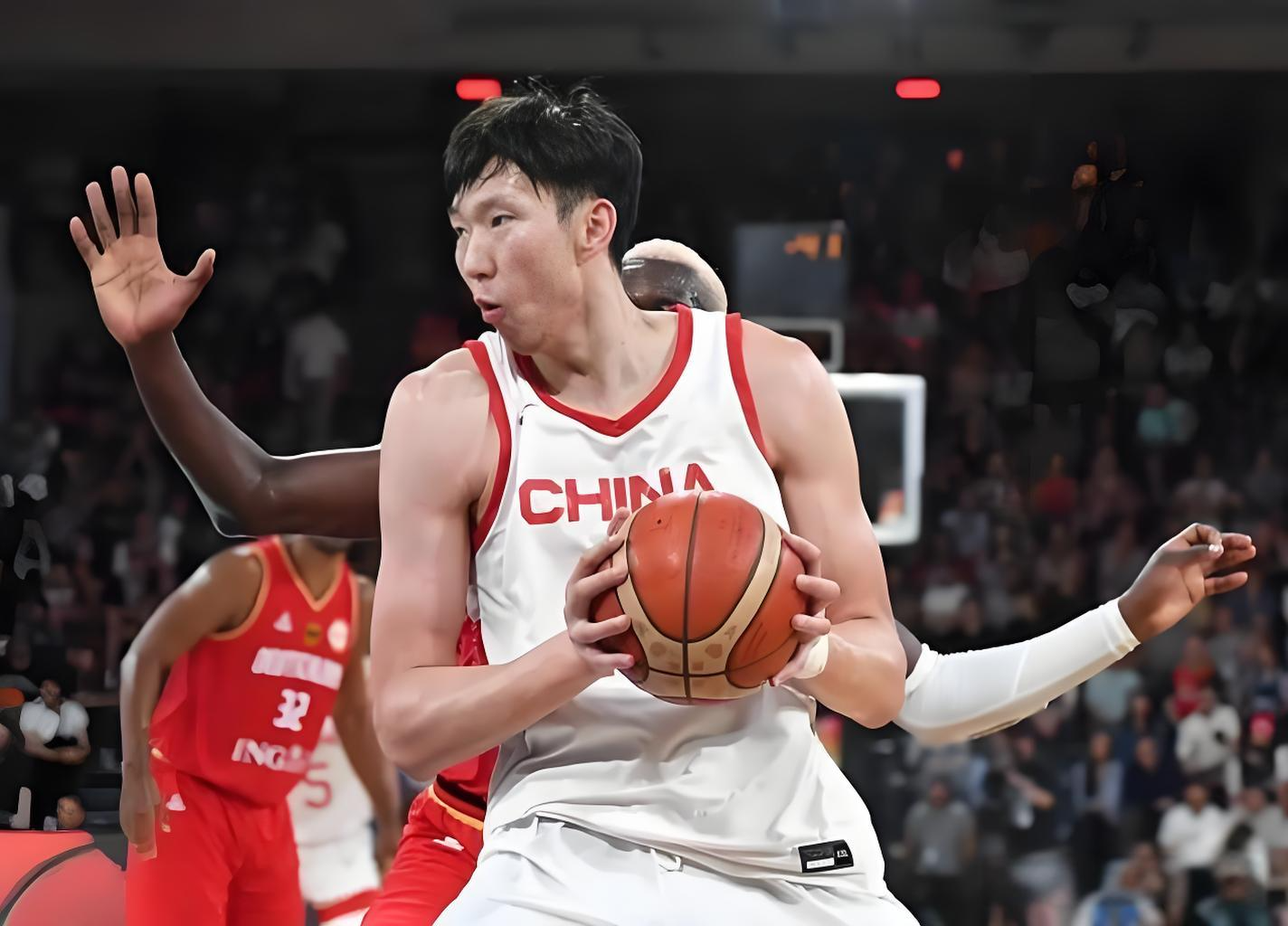 WNBA巨星伤愈归来：前中国篮球队球员助阵重返赛场的简单介绍