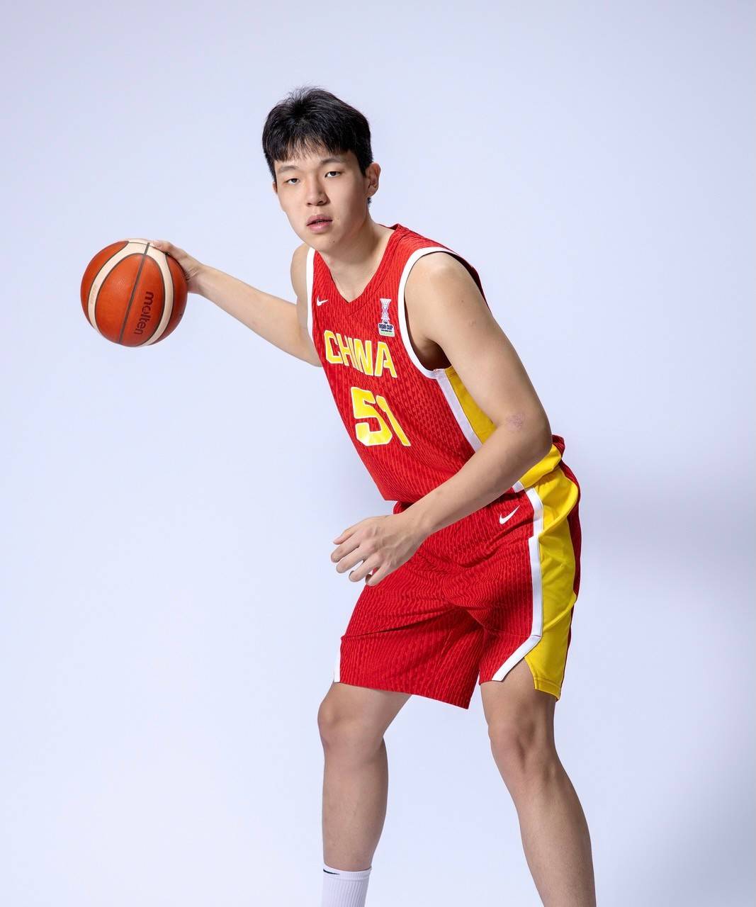 包含FIBA更新男篮亚预赛实力榜：中国男篮仅列第8的词条