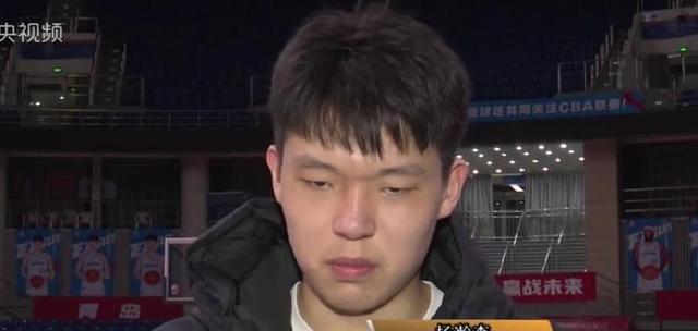 美媒调侃杨瀚森退出夏联：明天有球迷会哭到了现场却发现杨不打的简单介绍